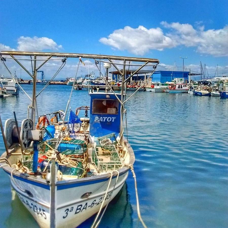 Holidays Penthouse Vues Panoramiques Sur Le Port Naval,Un Sejour Elegant Assure " Wifi Parquing Gratuit Rosas Exterior foto