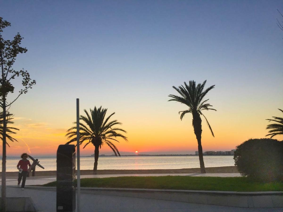 Holidays Penthouse Vues Panoramiques Sur Le Port Naval,Un Sejour Elegant Assure " Wifi Parquing Gratuit Rosas Exterior foto
