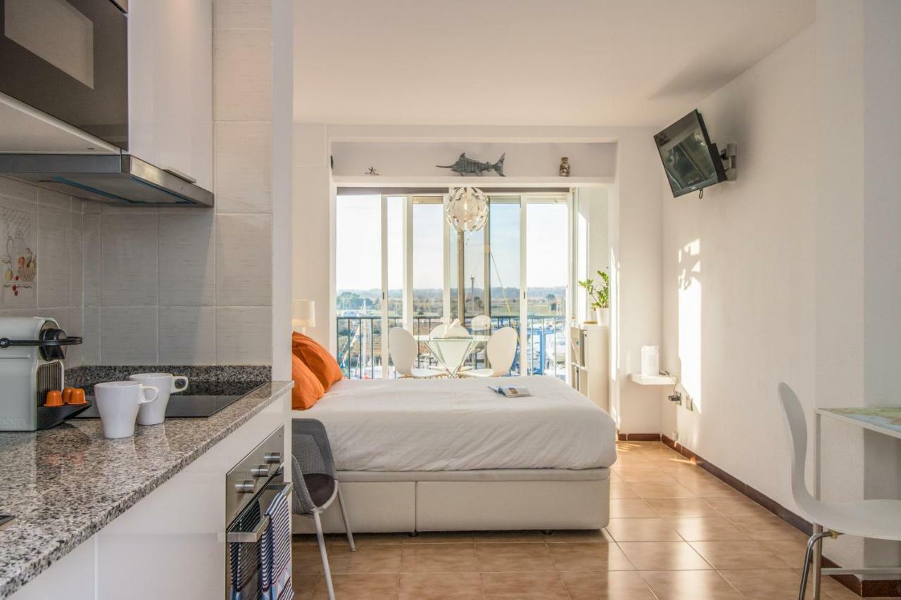 Holidays Penthouse Vues Panoramiques Sur Le Port Naval,Un Sejour Elegant Assure " Wifi Parquing Gratuit Rosas Exterior foto